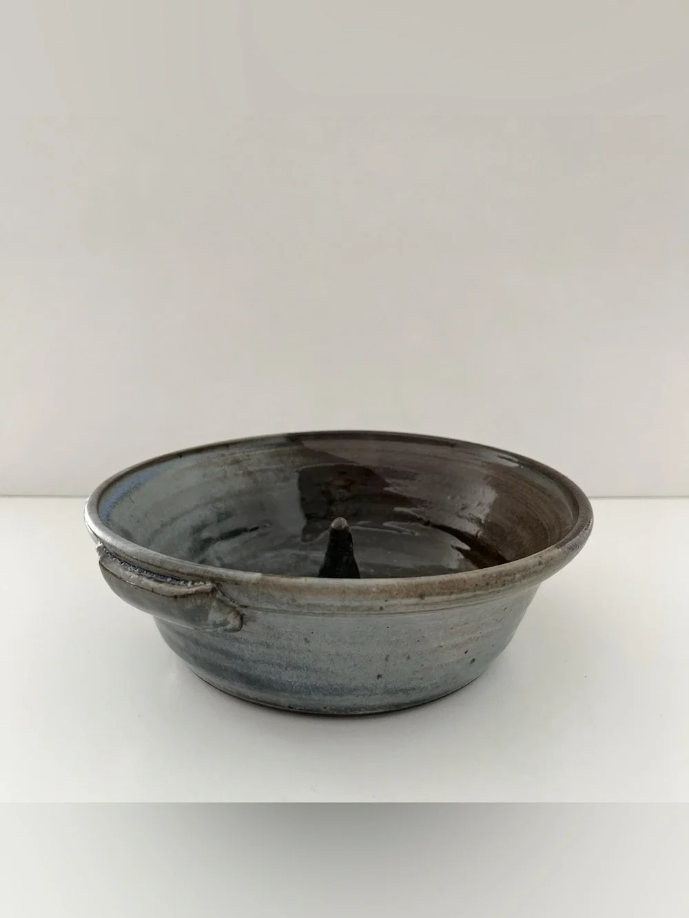 Vintage John Graves Handmade Studio Pottery Apple Baker Baking Dish Bowl Signed